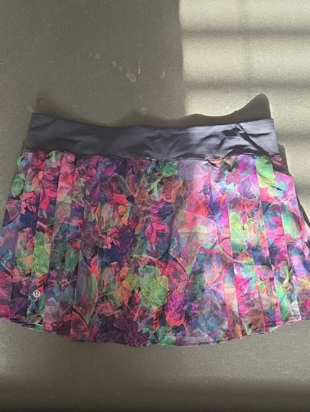 lululemon athletica Neon Floral Pleated Mini Skirt with Gray Waistband